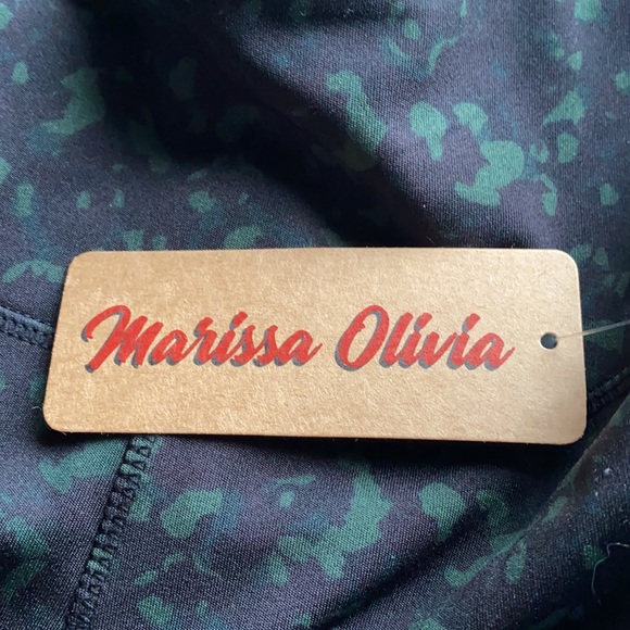 NWT Active Bottom / Leggings - Picture 6 of 6